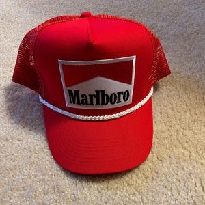 Marlboro snap back